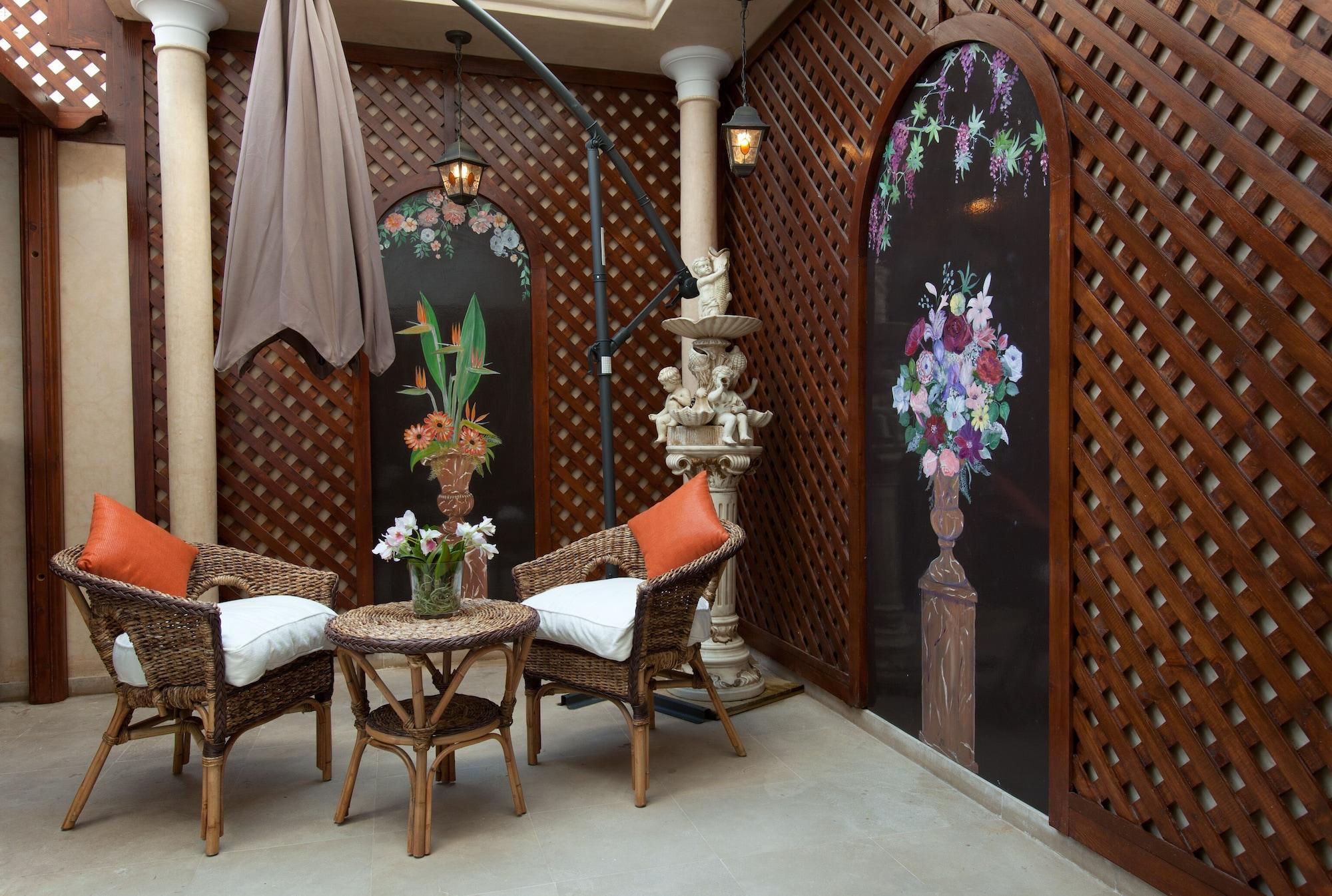 Art Palace & Hotel