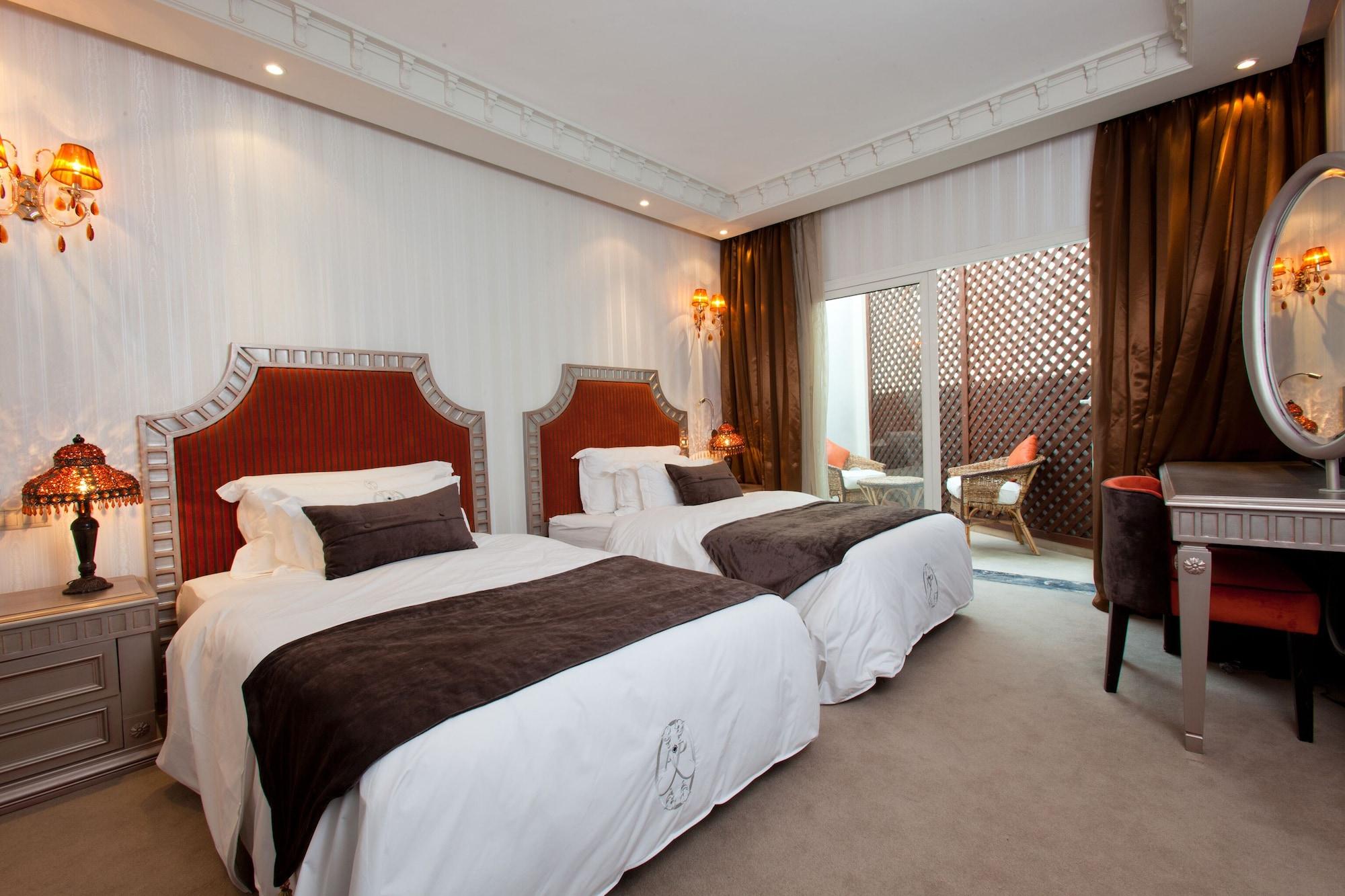 Art Palace & Hotel Casa Blanca