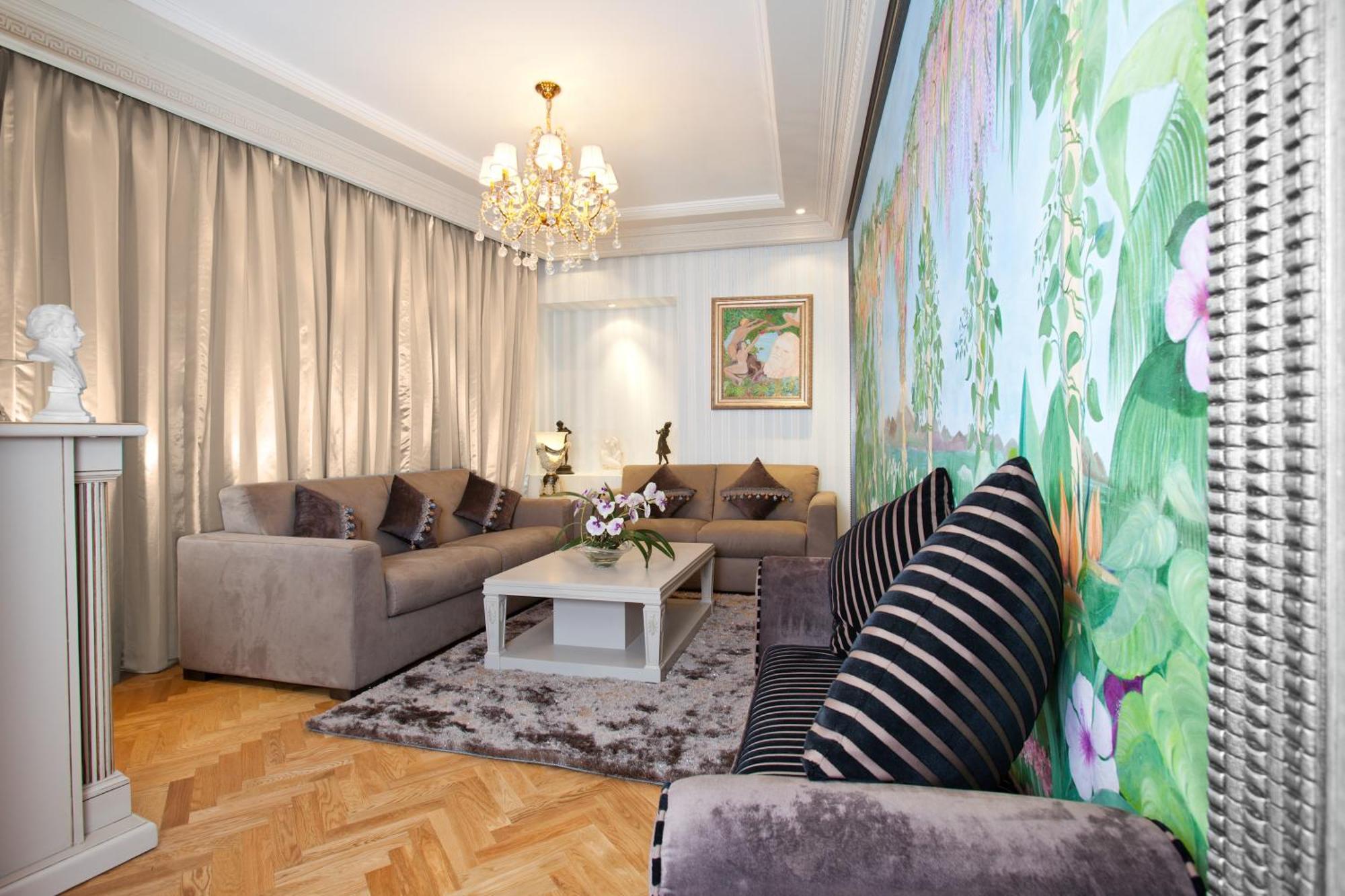 Art Palace &