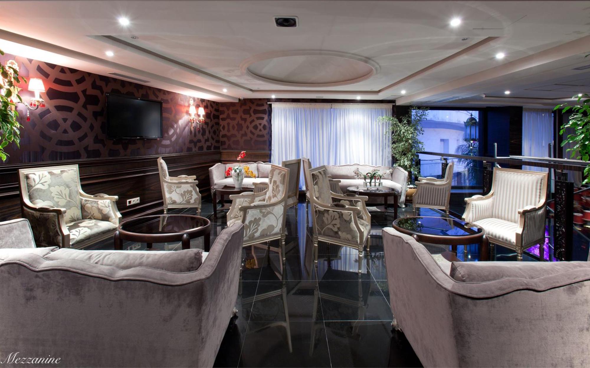 Hotel Art Palace & 5*